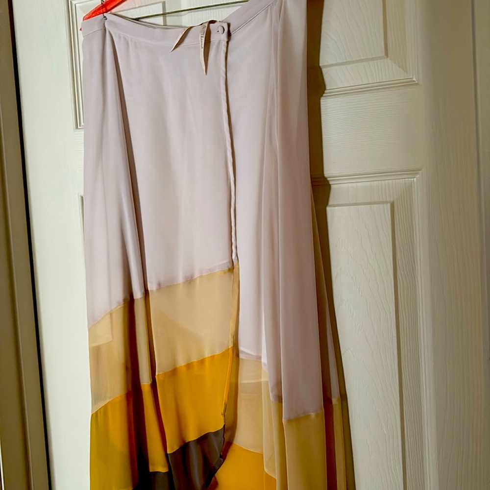 Hen and thread skirt worn once